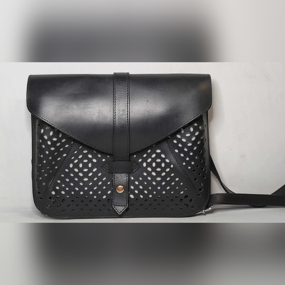 IIIBeca by‎ Joy Gryson Black Crossbody Bag